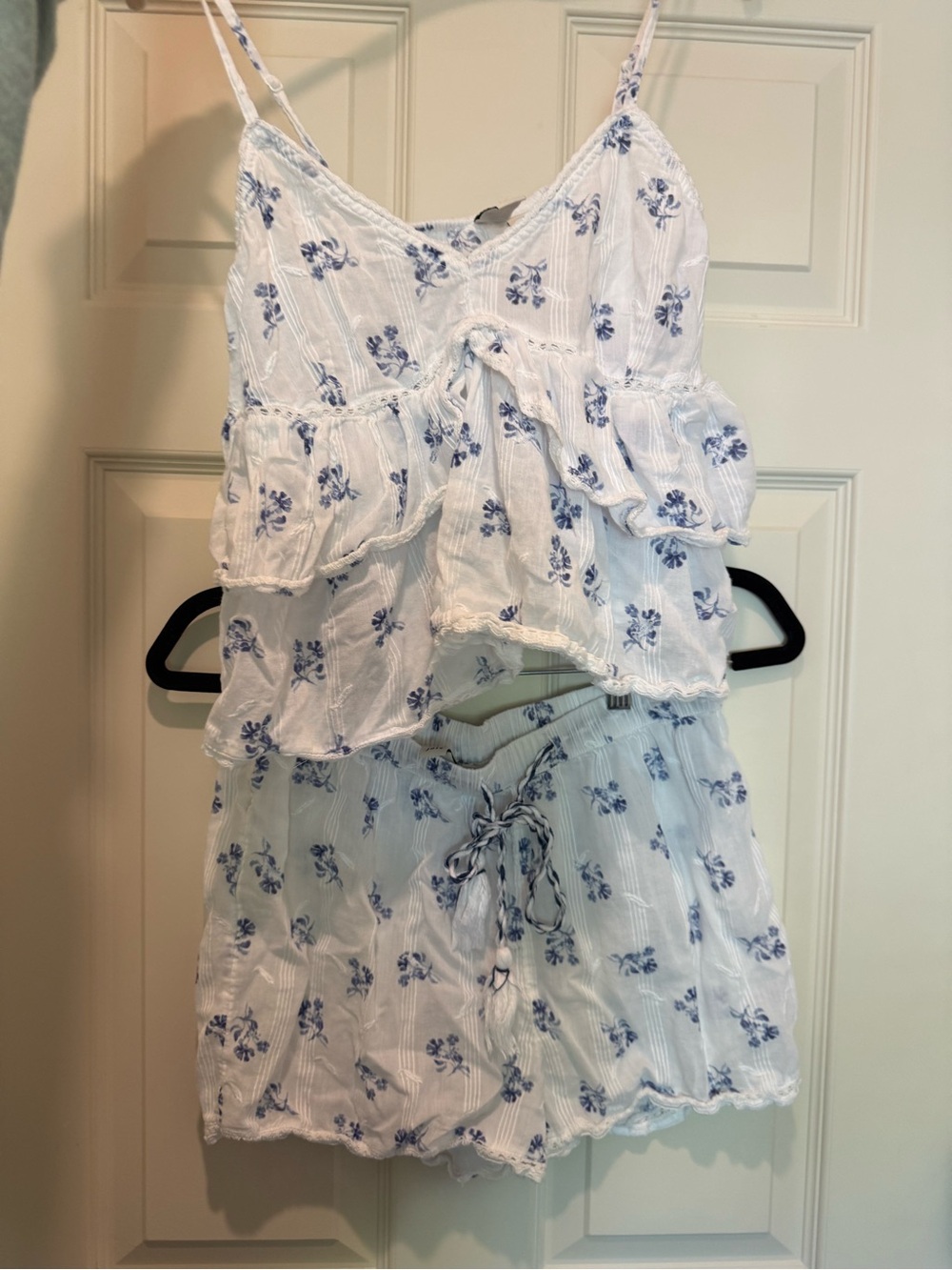 Joie White Tank Top & Shorts with Blue Floral Print 100% Cotton